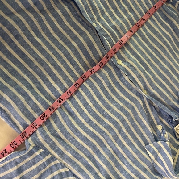 EUC H&M blue and white striped linen button down, Medium. Boxy and oversized - Picture 12 of 12